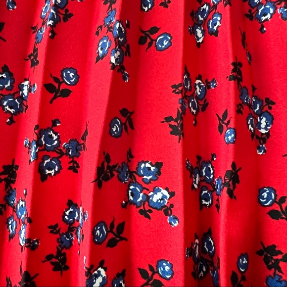 Tahari NWT Sleeveless Red Floral Print Pleated Midi Dress - Picture 11 of 16